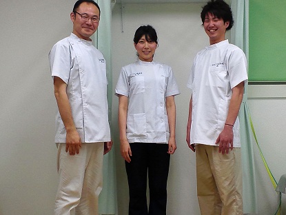 おはよう接骨院　スタッフ勢揃い